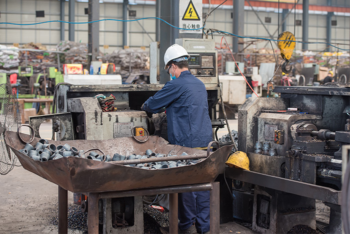 牙克石网架锥头车间